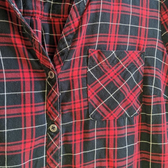 J. Jill red and black buffalo plaid curved hem button down tunic size small - Picture 5 of 9